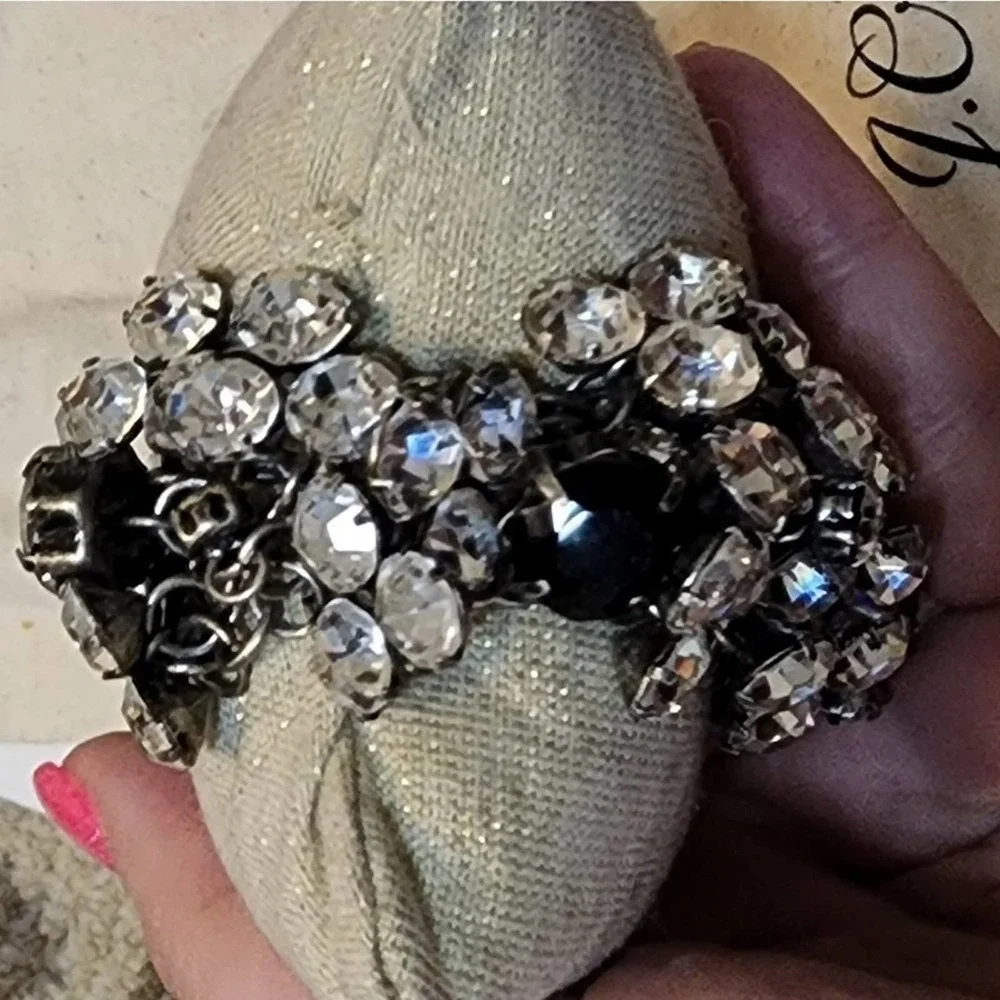 J.‎ Crew jeweled crystal and onyx colored bracelet